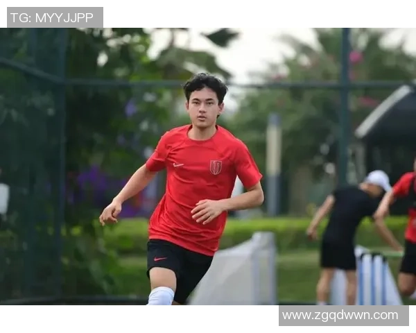 足球团队协作实力大比拼成都足球队荣获第四名引发热议