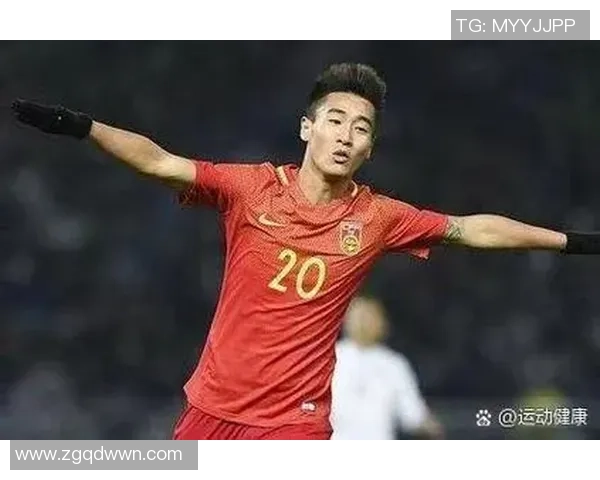 不愿屈居替补席的足球明星们的奋斗与坚持